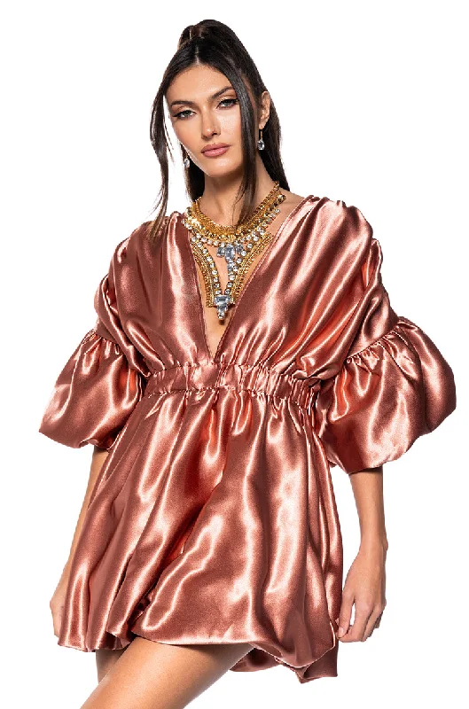 SEEING STARS METALLIC MINI DRESS IN GOLD Cozy T-Shirt Mini Dress