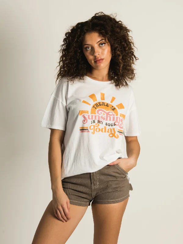 HARLOW BOYFRIEND SUNSHINE SCREEN TEE - CLEARANCE