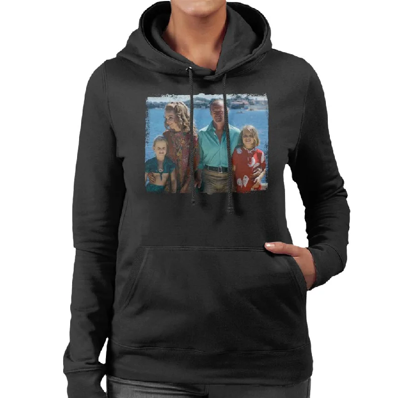 TV Times David Niven Family 1971 Women's Hooded Sweatshirt Hoodie with Sequins Glamorous Eye-catching TV Times David Niven Family 1971 Women's Hooded Sweatshirt Hoodie with Sequins Glamorous Eye-catching