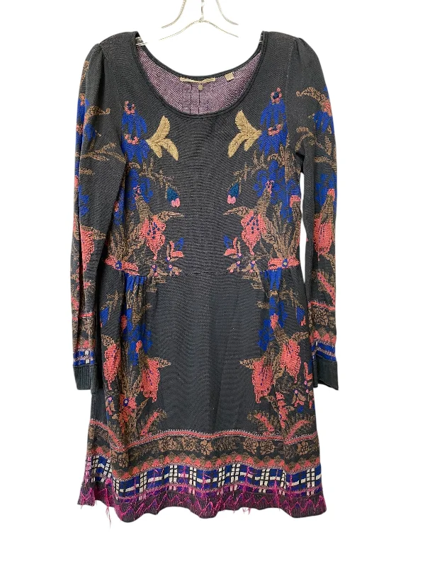 Dress Sweater By Knitted And Knotted In Grey, Size: M Beaded Sweater Sequined Faux Fur Dress Sweater By Knitted And Knotted In Grey, Size: M Beaded Sweater Sequined Faux Fur